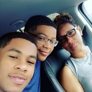 Meet your Posher, Cameron